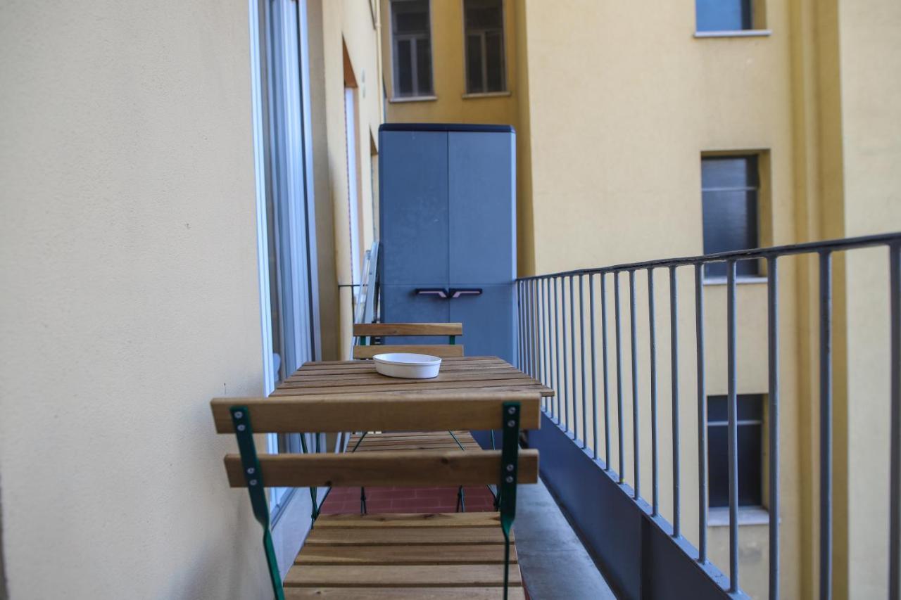 Central Apartment Close To Food And Shopping Bologna Luaran gambar